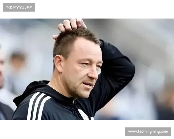 英超历史十大顶级后卫排名:谁是防线上的真正巨星 英超历史十大顶级后卫排名:谁是防线上的真正巨星